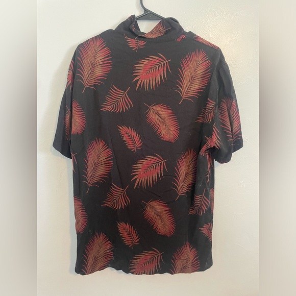 Leaf-print button down - Picture 2 of 2